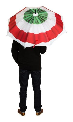 nemzeti színű esernyő